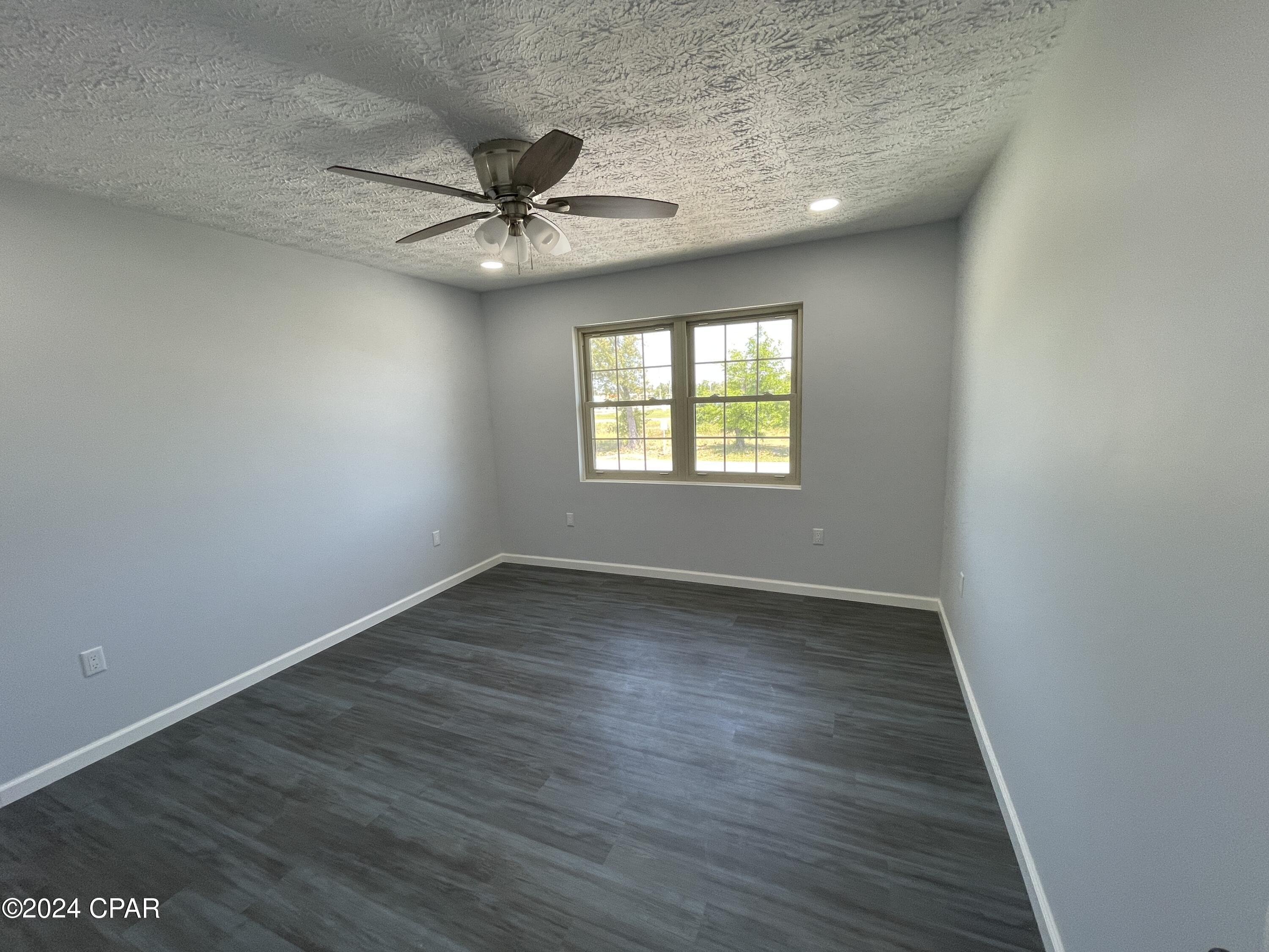 Image 16 For 112 Parker Village Circle