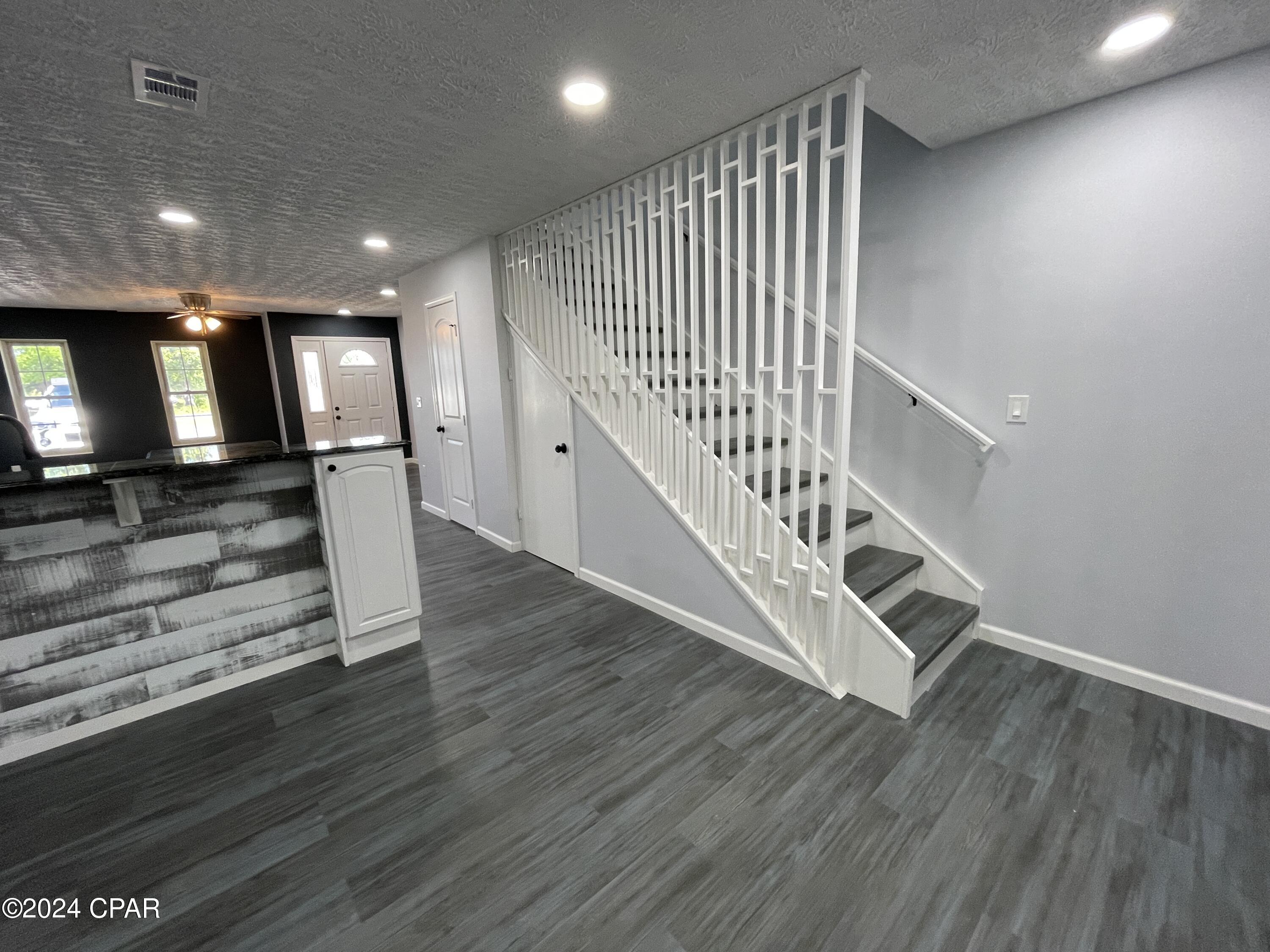 Image 9 For 112 Parker Village Circle
