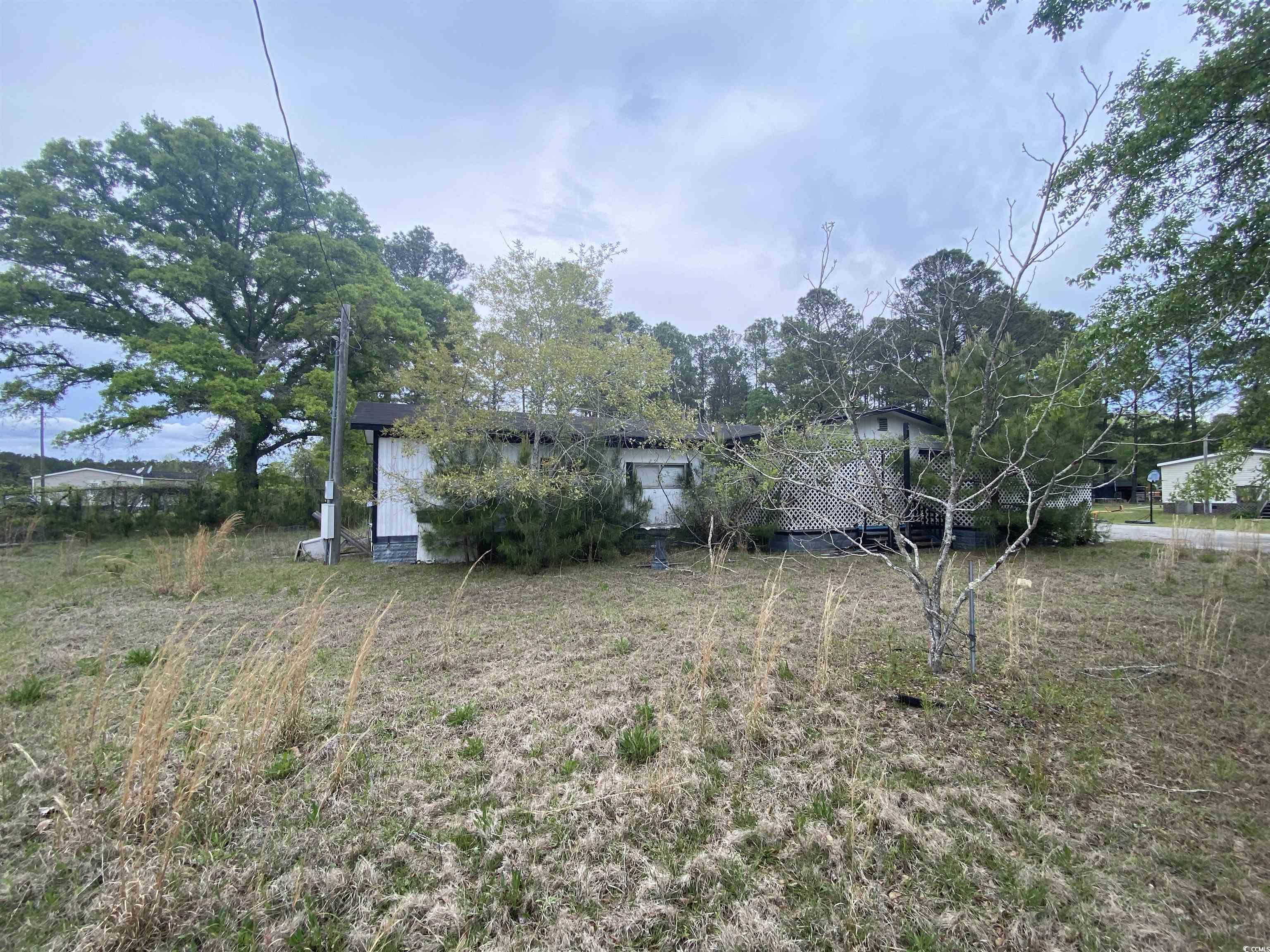 1368 Bluebird Rd. Loris, SC 29569