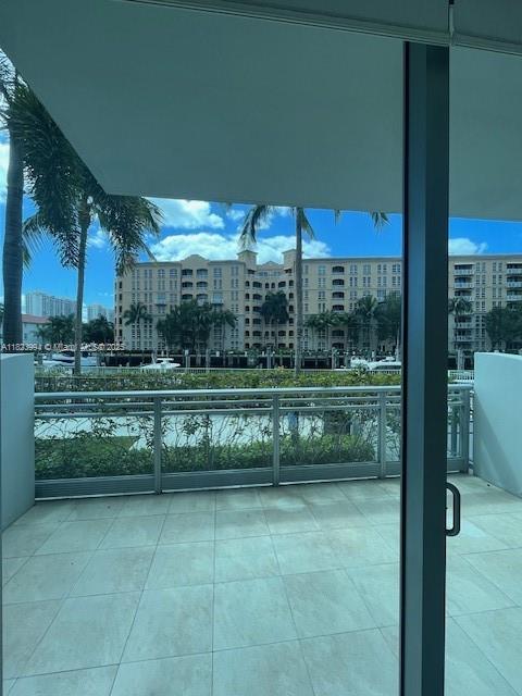 2950 NE 188th St #128, Aventura FL 33180