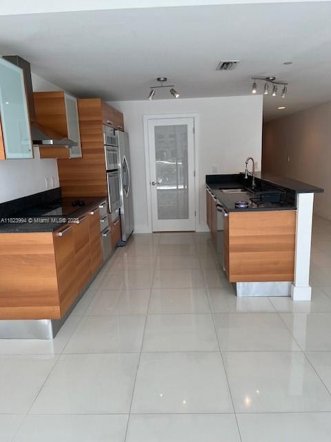 2950 NE 188th St #128, Aventura FL 33180