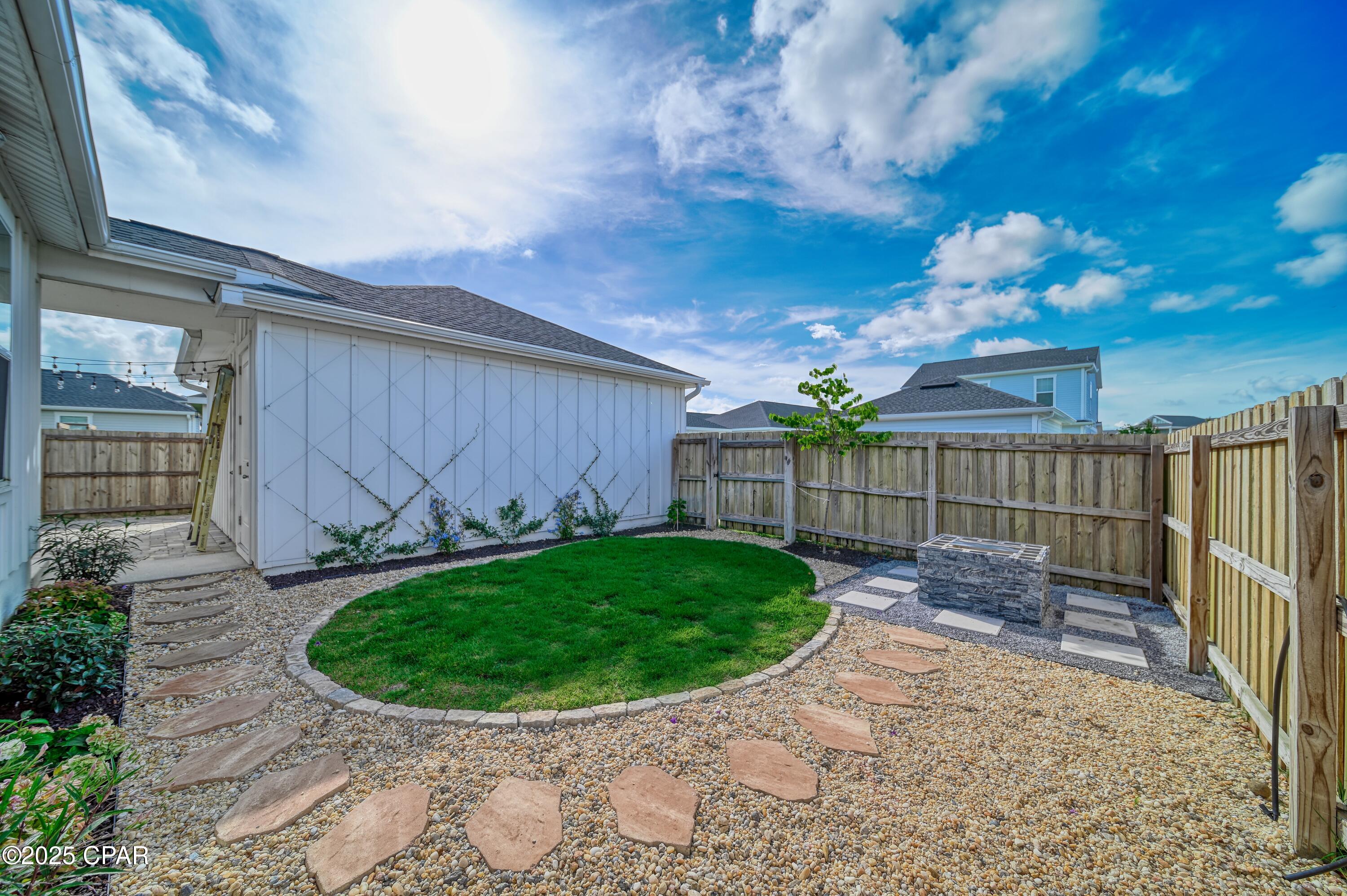 Image 33 For 2101 Calamint Street