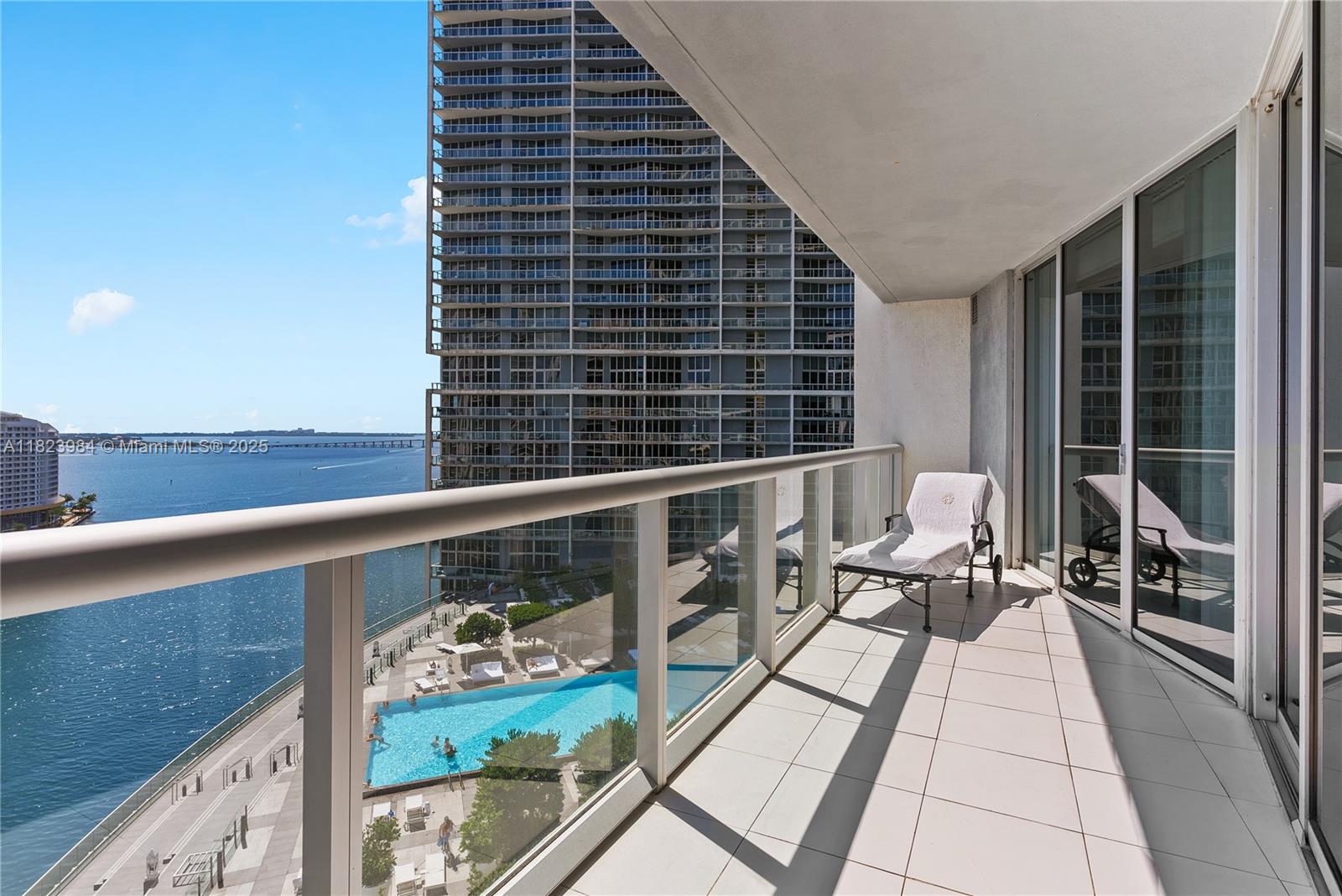 Condo for Sale in Miami, FL