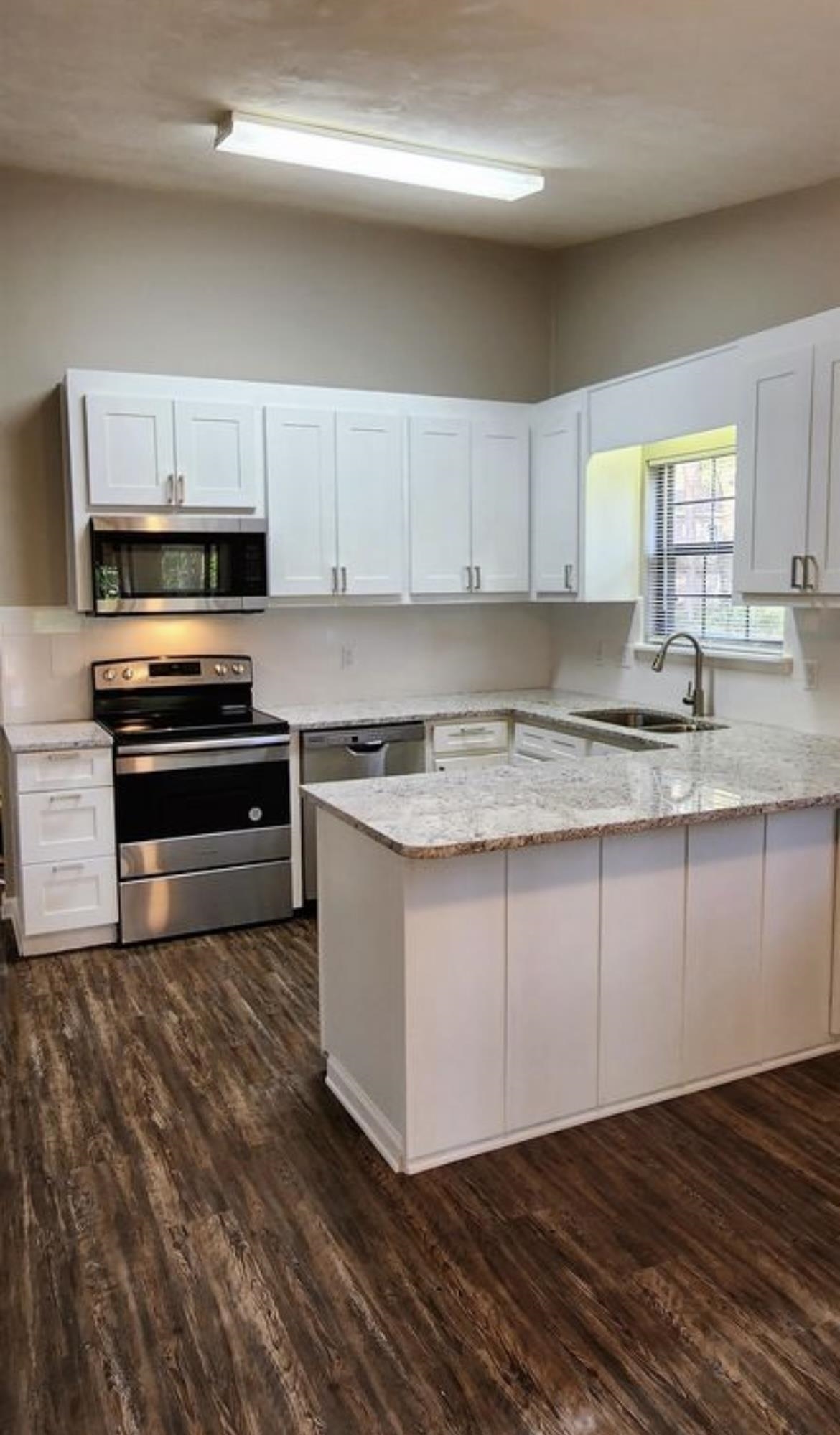 2585 Panther Creek Road, Tallahassee, Texas image 5