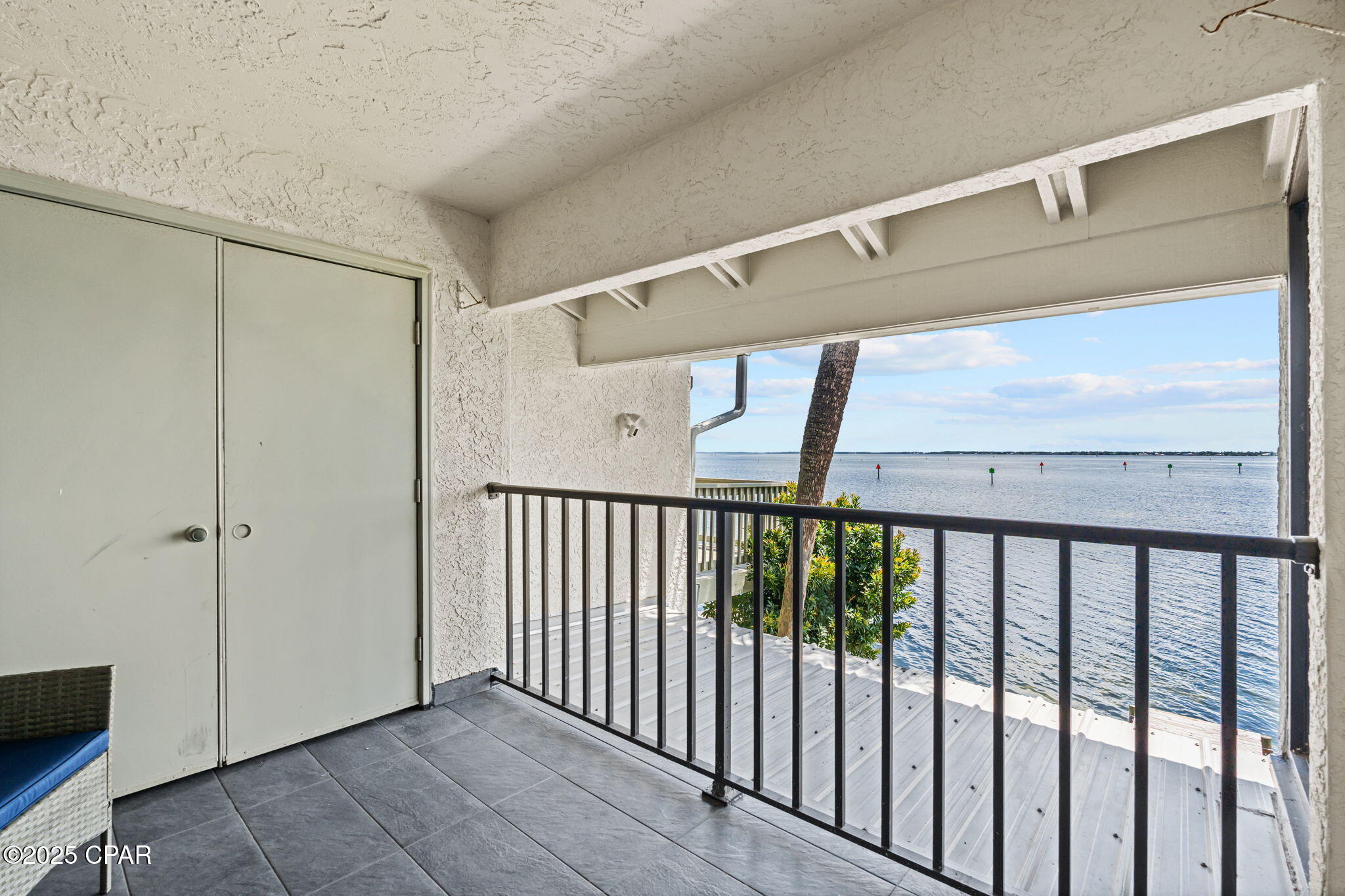 Image 35 For 425 Bayshore Drive 11