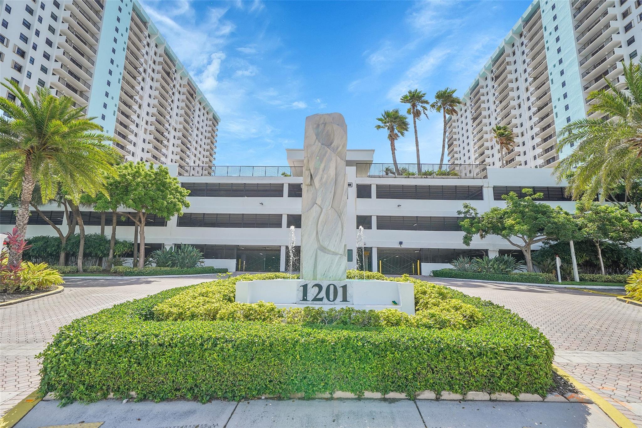 Homes for sale in Hollywood, FL | 1201 S Ocean Dr #612N, Hollywood, FL 33019 | MLS# F10509702