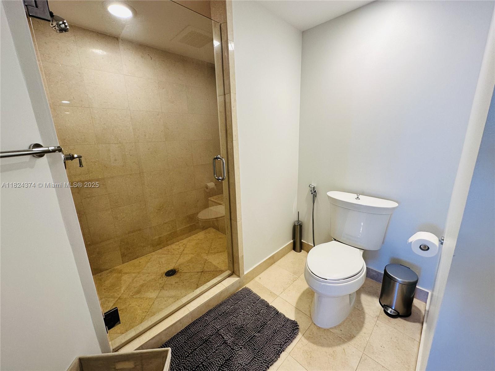 19900 E Country Club Dr #1218, Aventura FL 33180