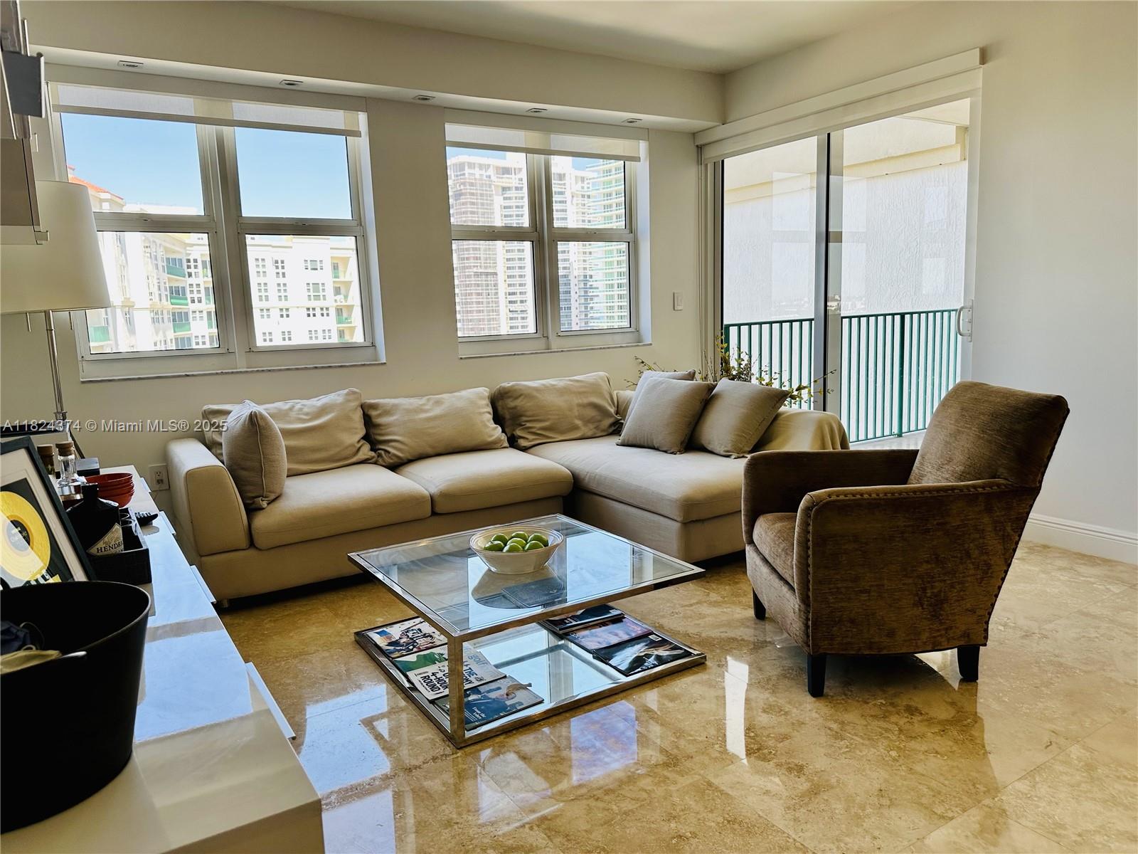 19900 E Country Club Dr #1218, Aventura FL 33180