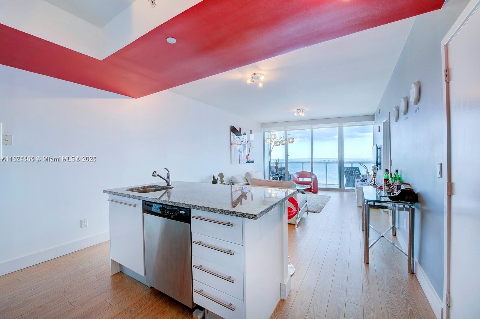 888 Biscayne Blvd #4007, Miami FL 33132