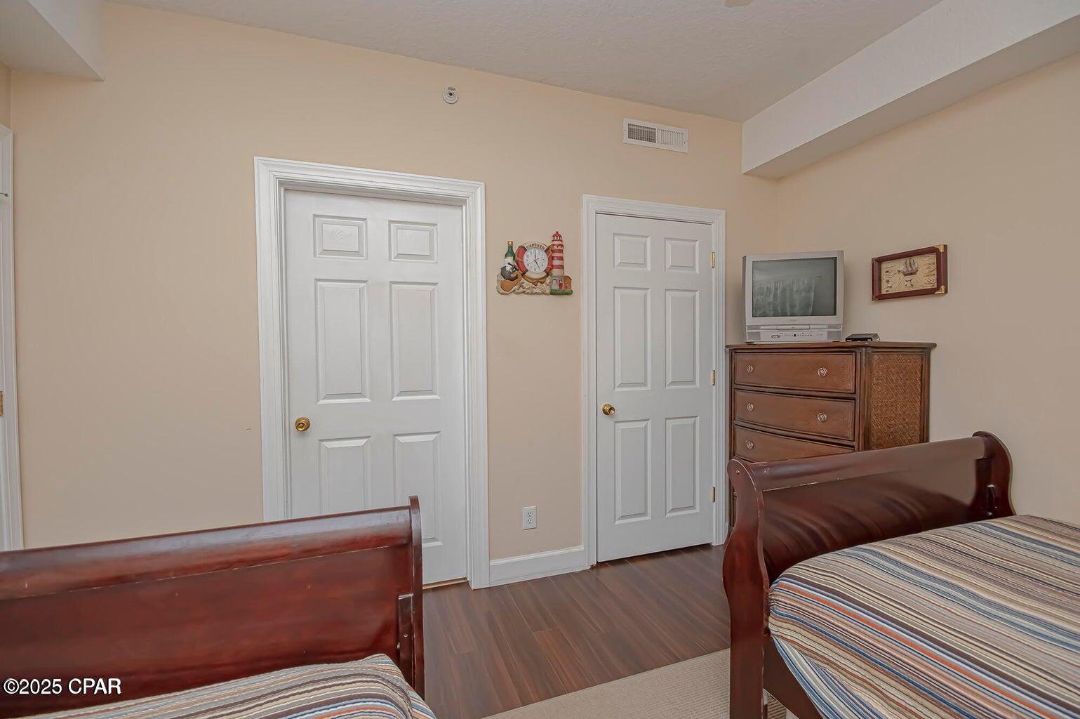 Image 16 For 17545 Front Beach Road 1805