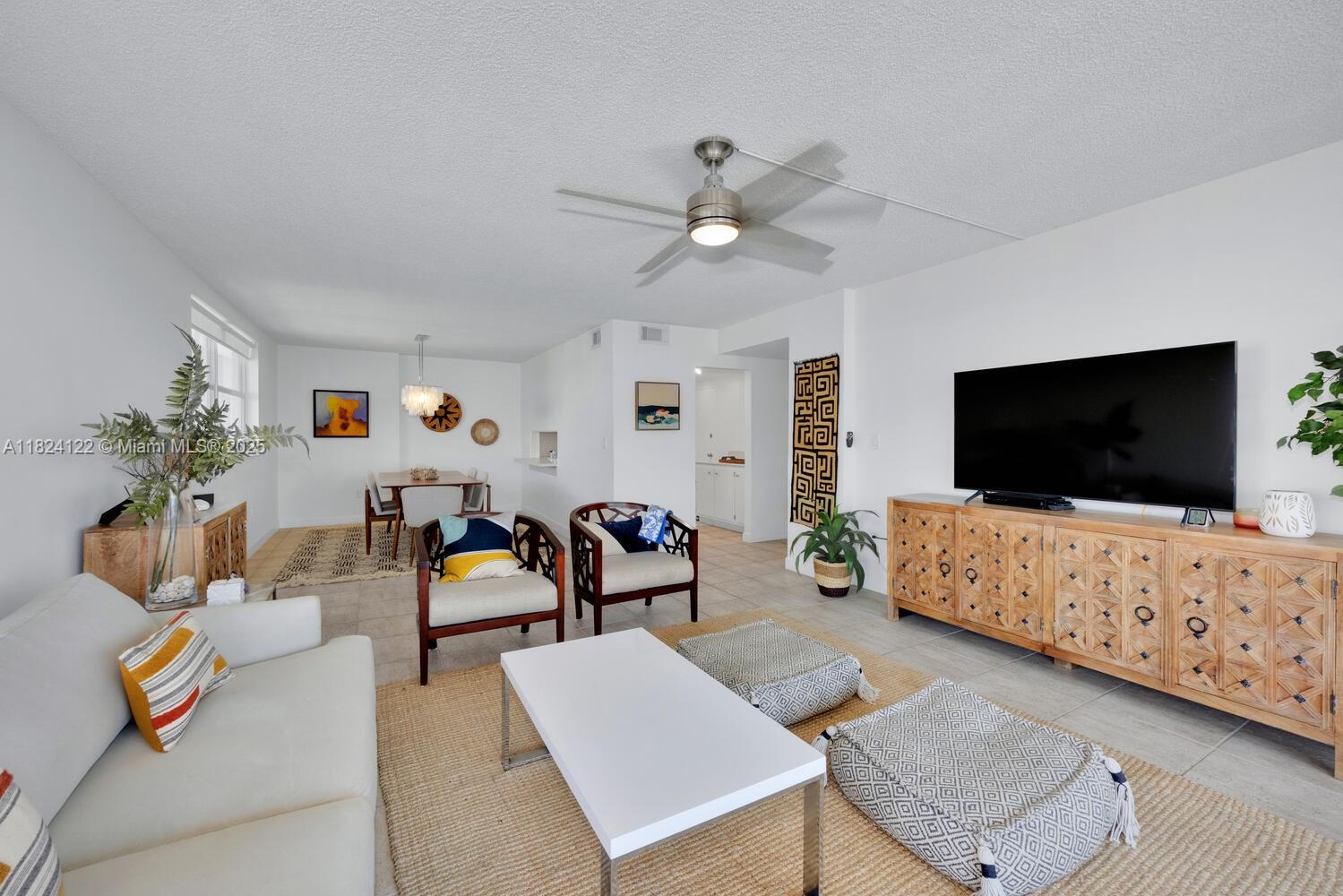 177 Ocean Lane Dr #1009, Key Biscayne FL 33149