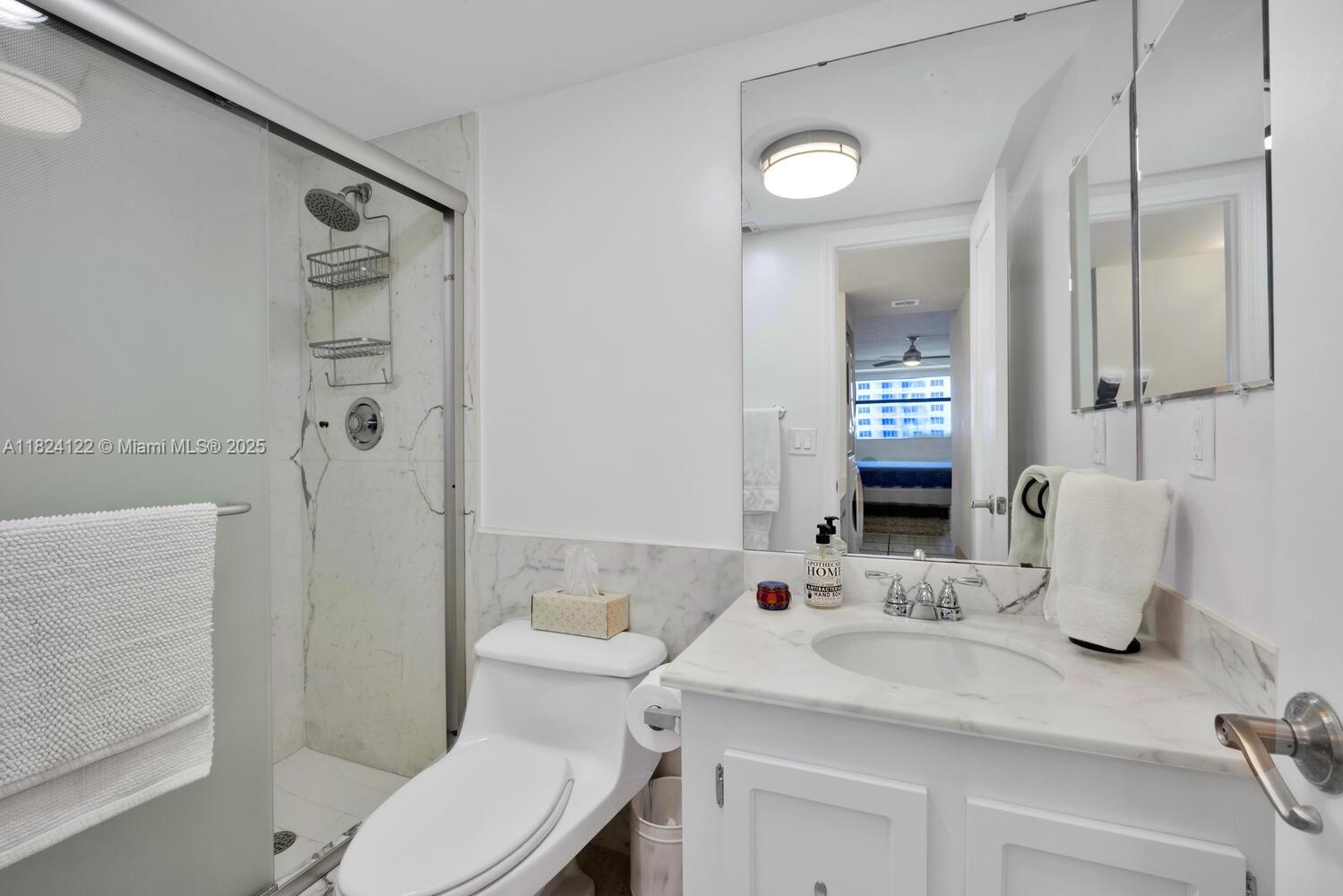 177 Ocean Lane Dr #1009, Key Biscayne FL 33149