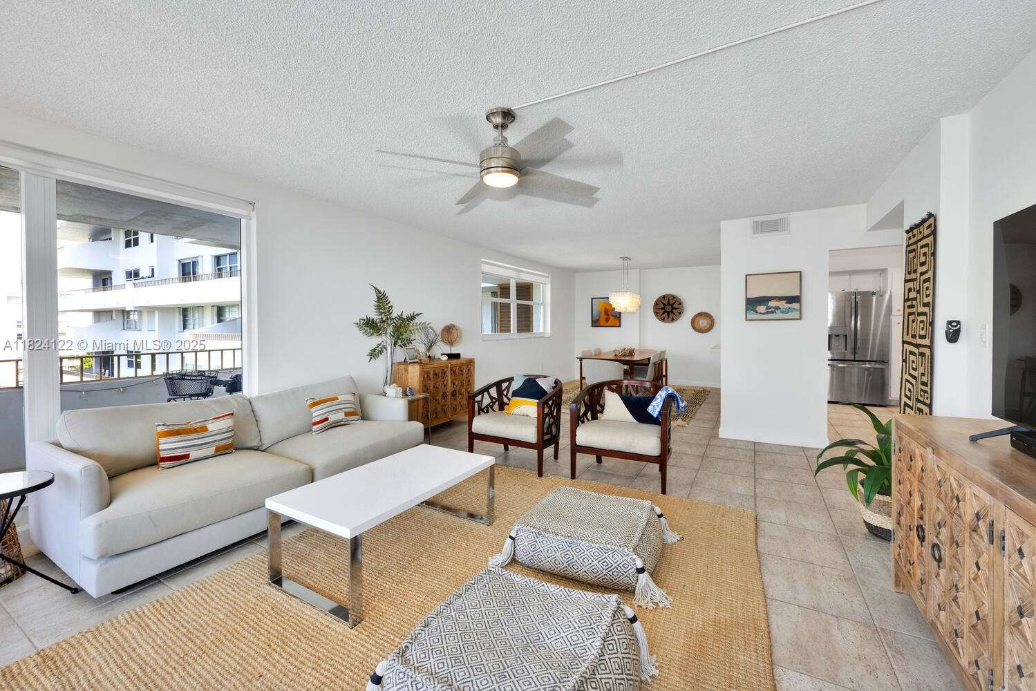 177 Ocean Lane Dr #1009, Key Biscayne FL 33149