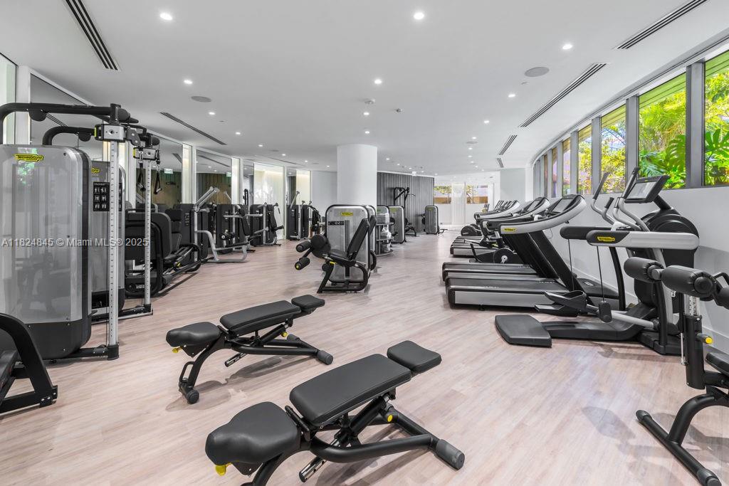 2831 S Bayshore Dr #605, Miami FL 33133