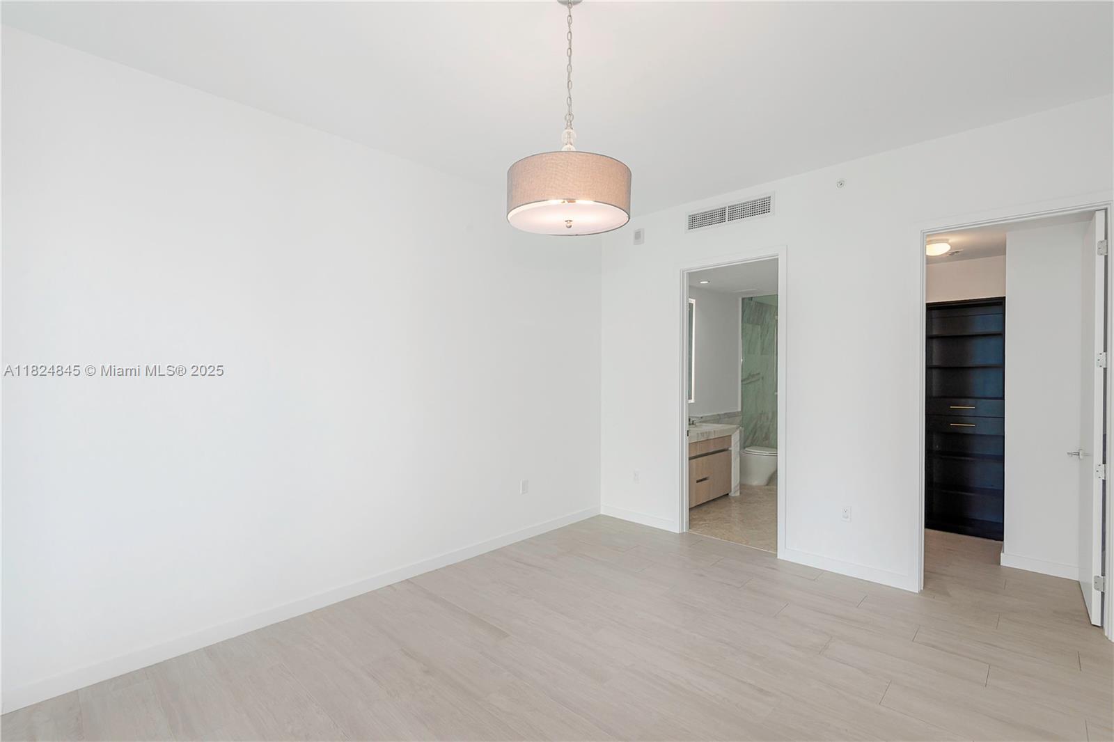 2831 S Bayshore Dr #605, Miami FL 33133