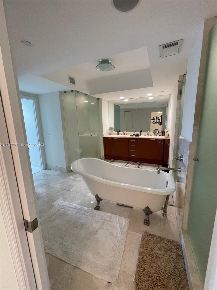 3301 NE 183rd #1808, Aventura FL 33160