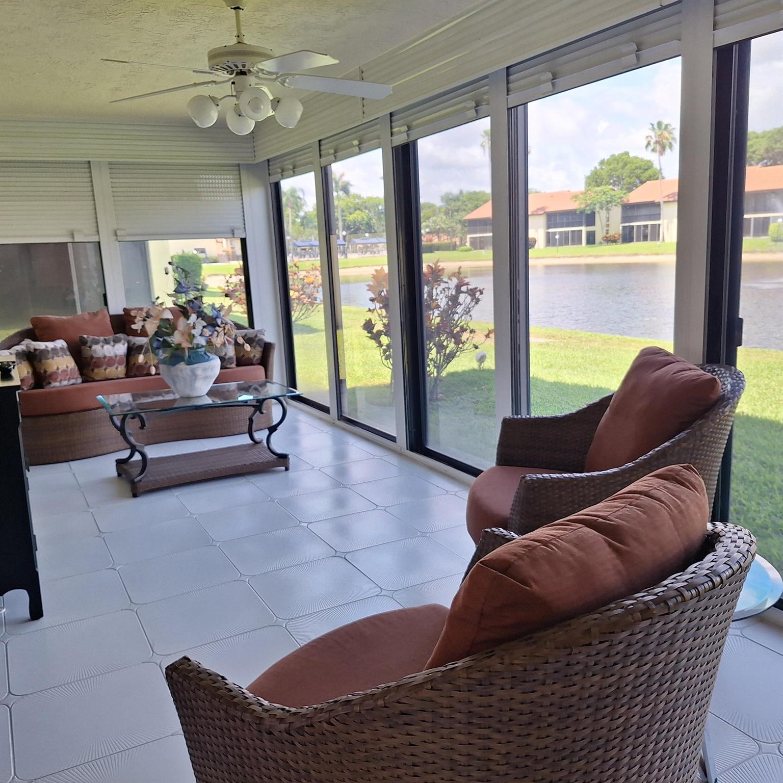 10231 N Circle Lake Drive 101