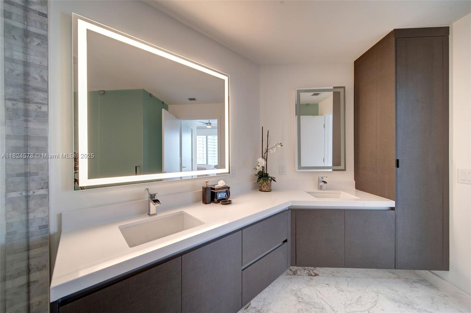 851 NE 1st Avenue #3003, Miami FL 33132