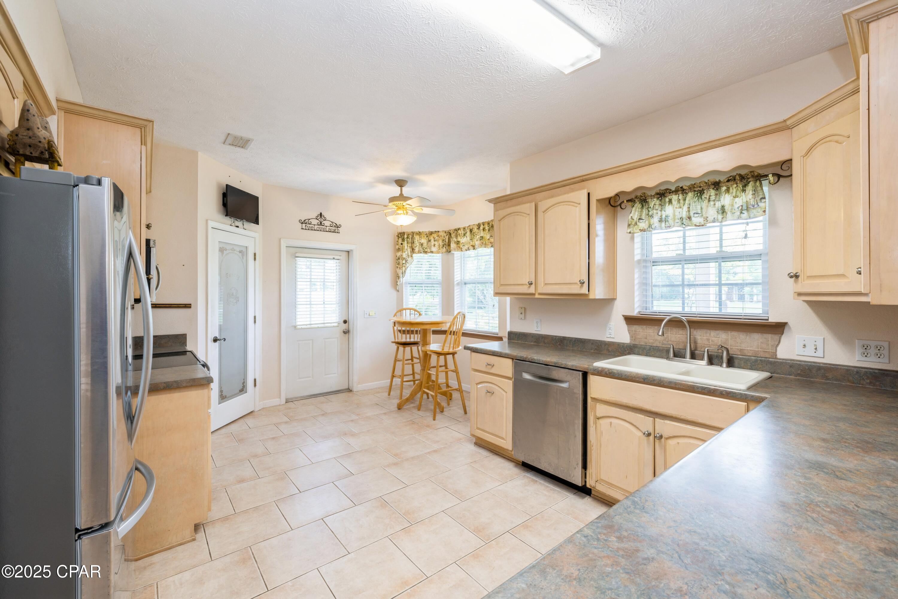 Image 10 For 213 Mill Creek Drive