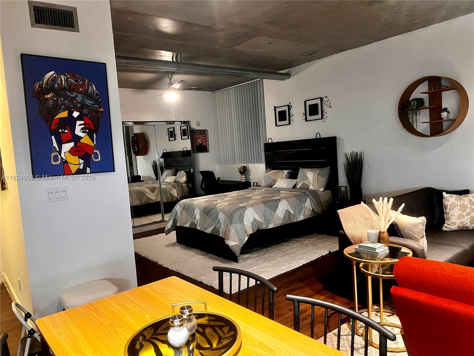 690 SW 1st Ct #1225, Miami FL 33130