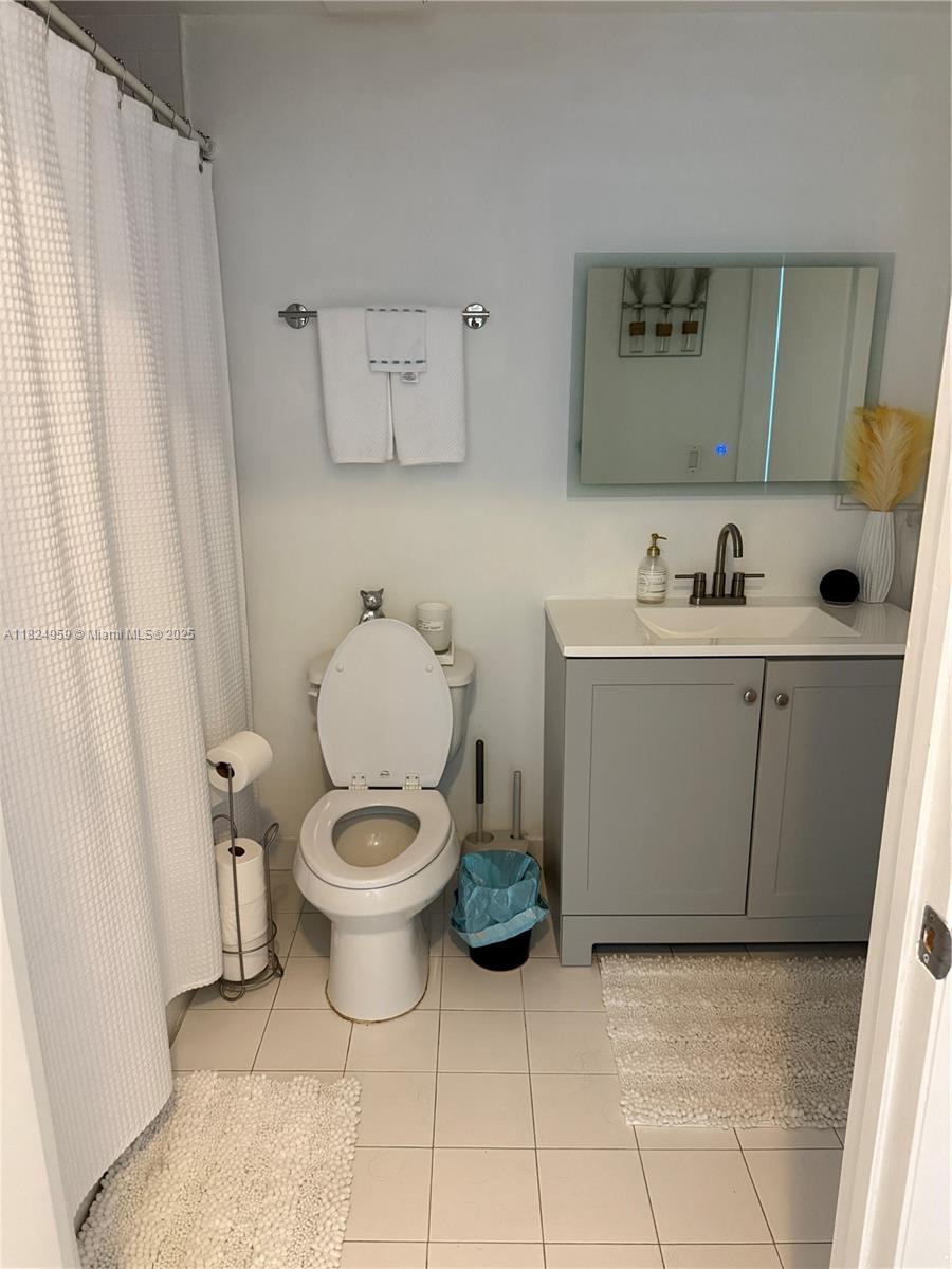 690 SW 1st Ct #1225, Miami FL 33130