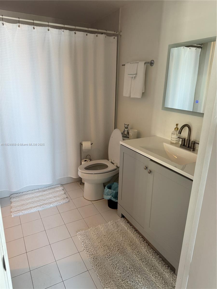 690 SW 1st Ct #1225, Miami FL 33130