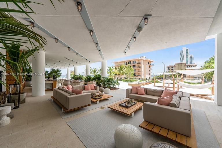 2900 NE 7th Ave #3003, Miami FL 33137