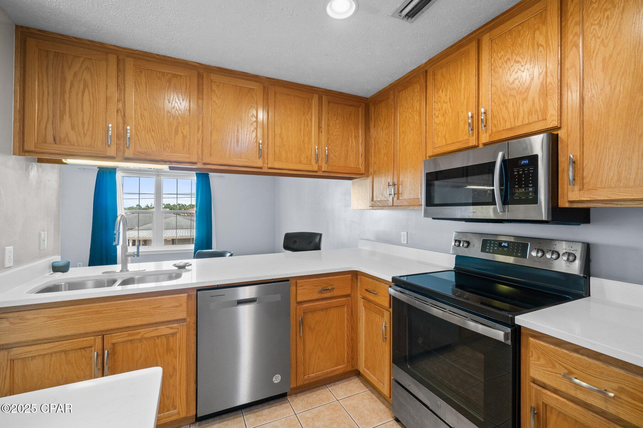 Image 18 For 5929 Lagoon Drive