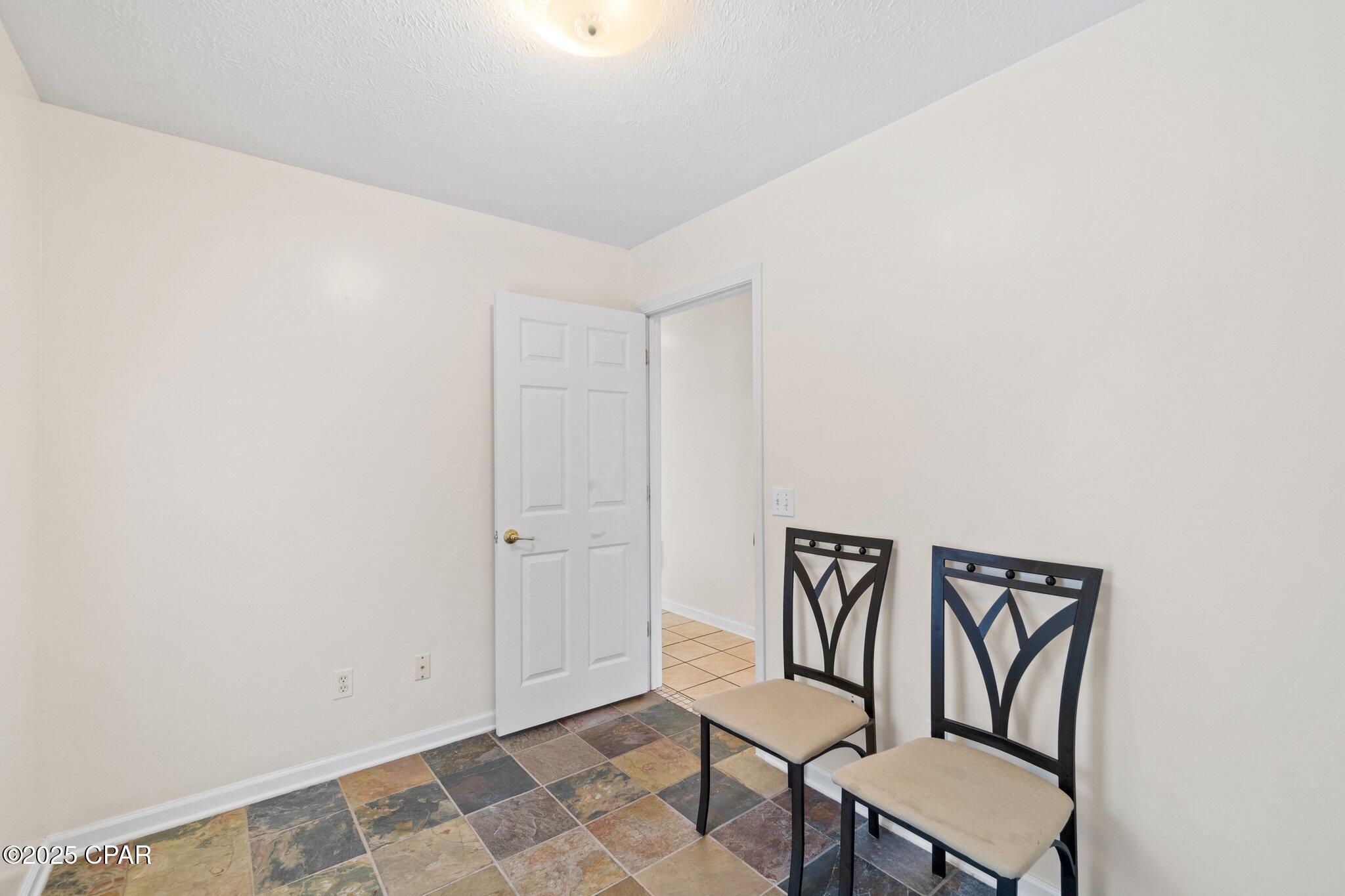 Image 6 For 5929 Lagoon Drive
