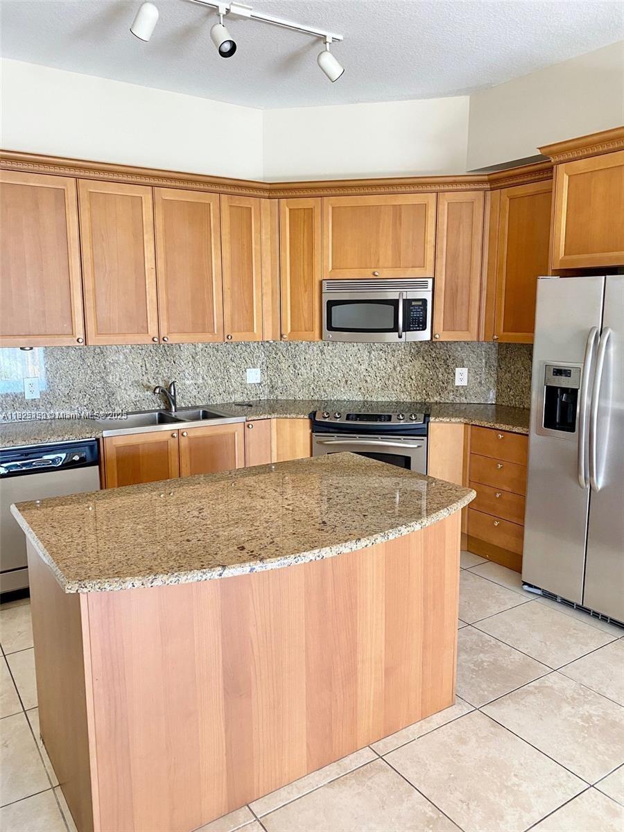 55 Merrick Way #842, Coral Gables FL 33134