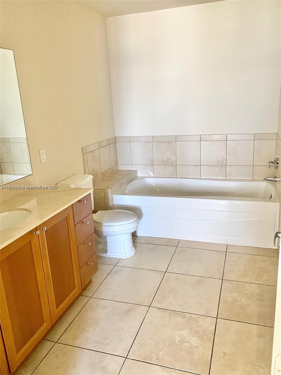 55 Merrick Way #842, Coral Gables FL 33134