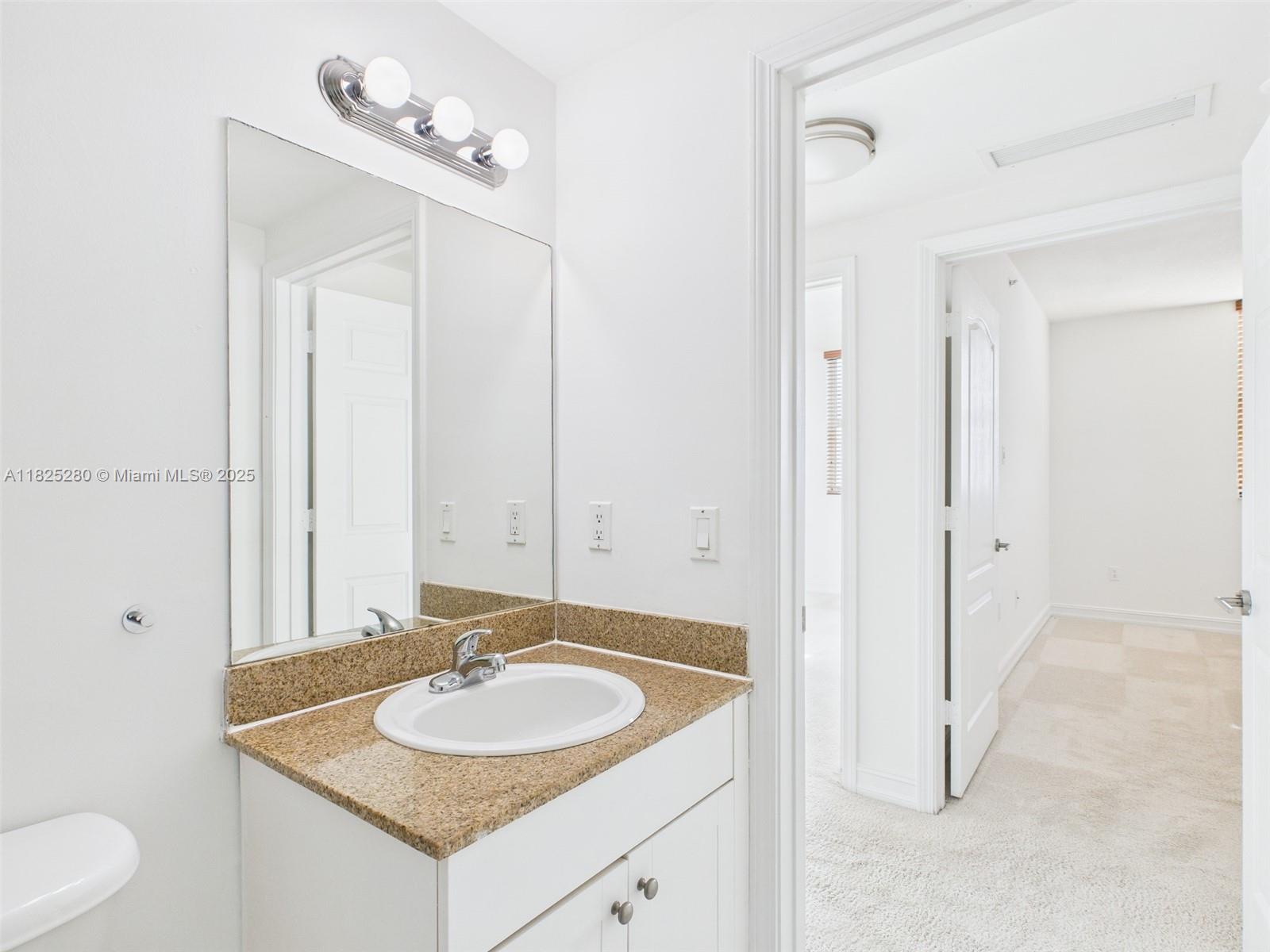 117 NW 42nd Ave 1615