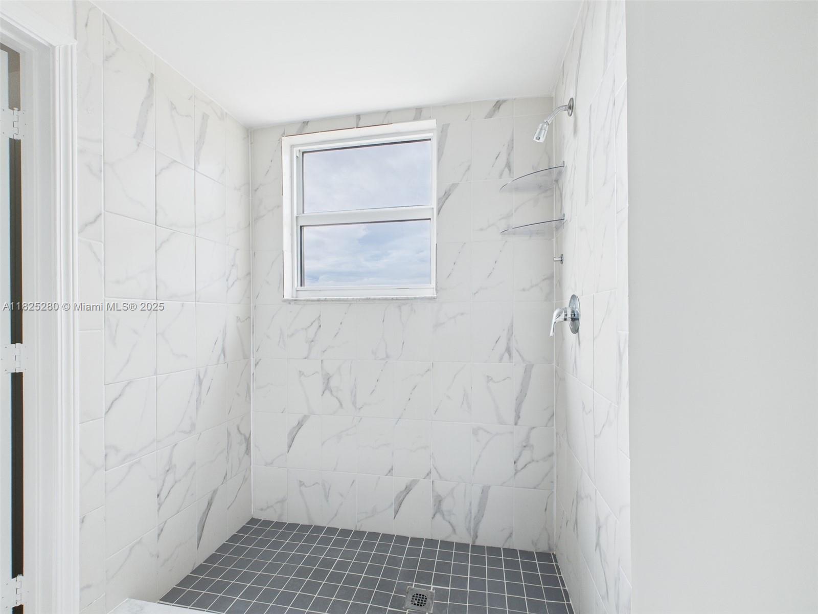 117 NW 42nd Ave 1615