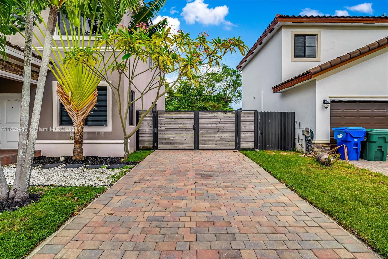 23061 SW 114th Path, Miami, Florida image 4
