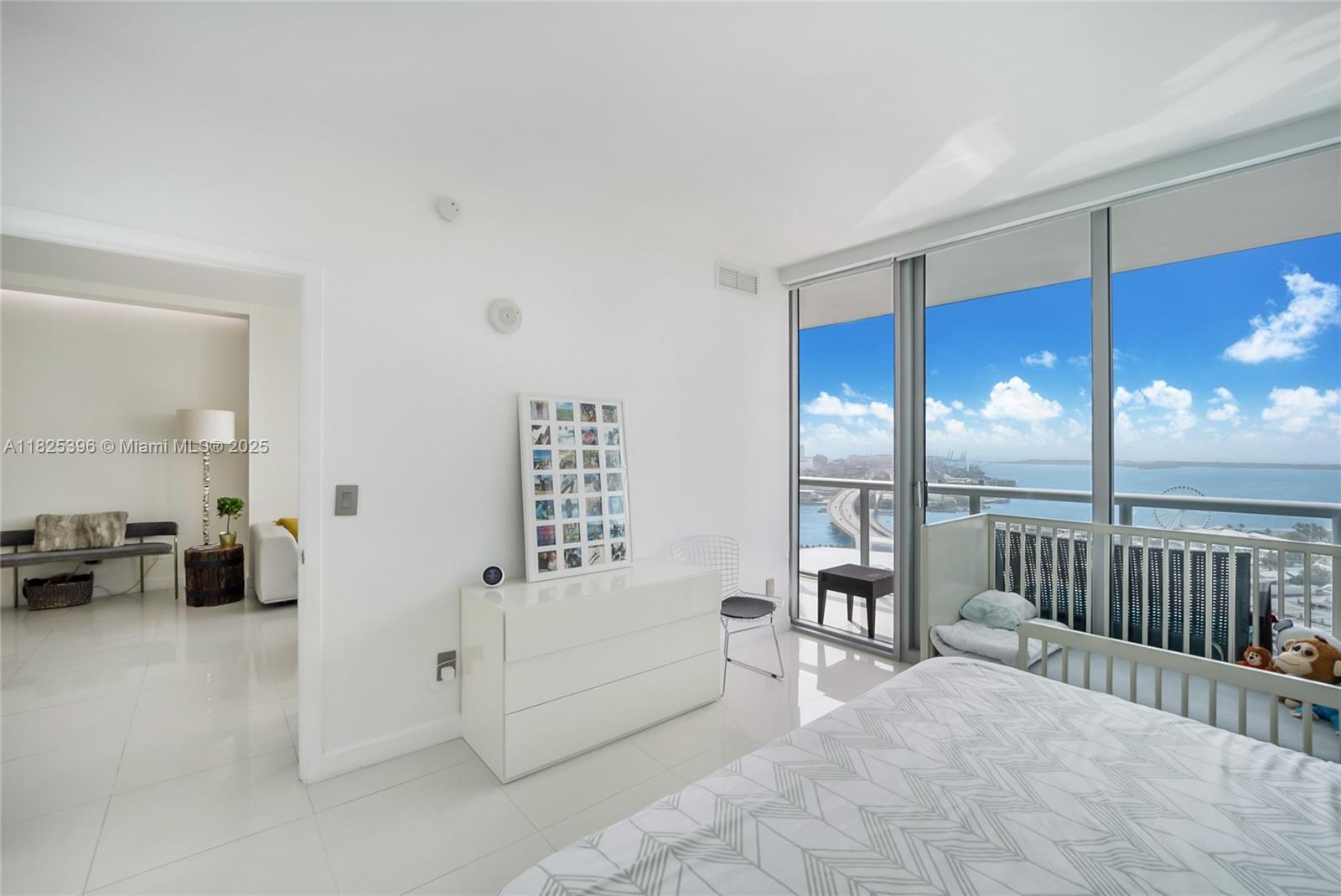 888 Biscayne Blvd #3005, Miami FL 33132