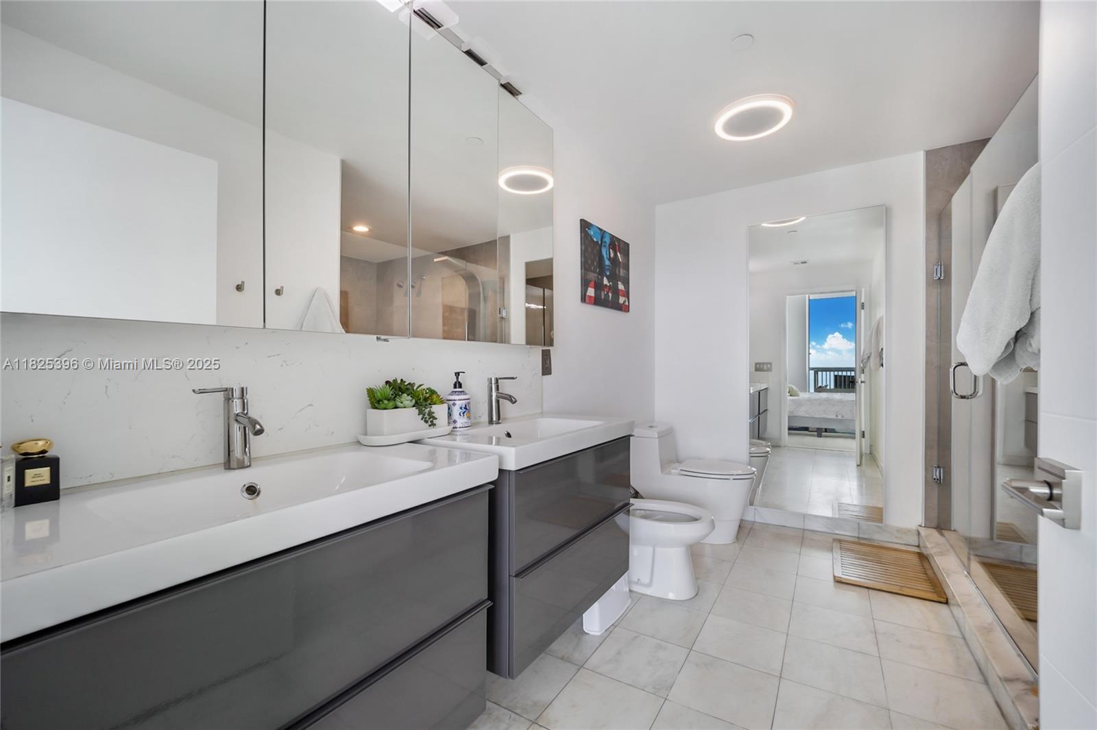 888 Biscayne Blvd #3005, Miami FL 33132