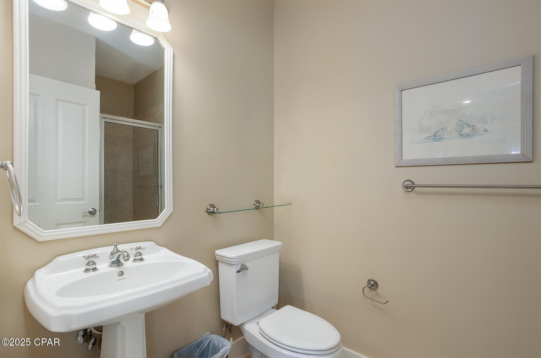 Image 7 For 8410 Thomas Drive 1