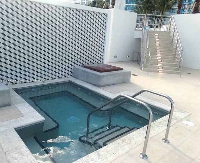 2900 NE 7 AV #PH4606, Miami FL 33137