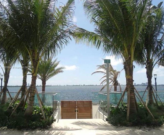 2900 NE 7 AV #PH4606, Miami FL 33137