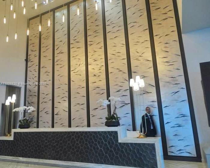2900 NE 7 AV #PH4606, Miami FL 33137