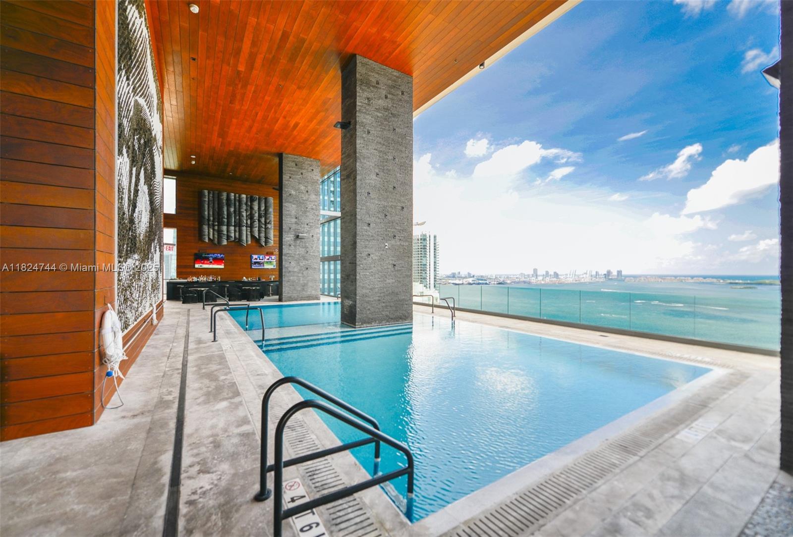 Condo for Rent in Miami, FL