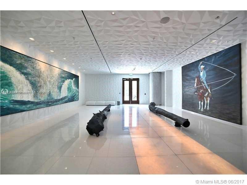 Condo for Rent in Miami, FL