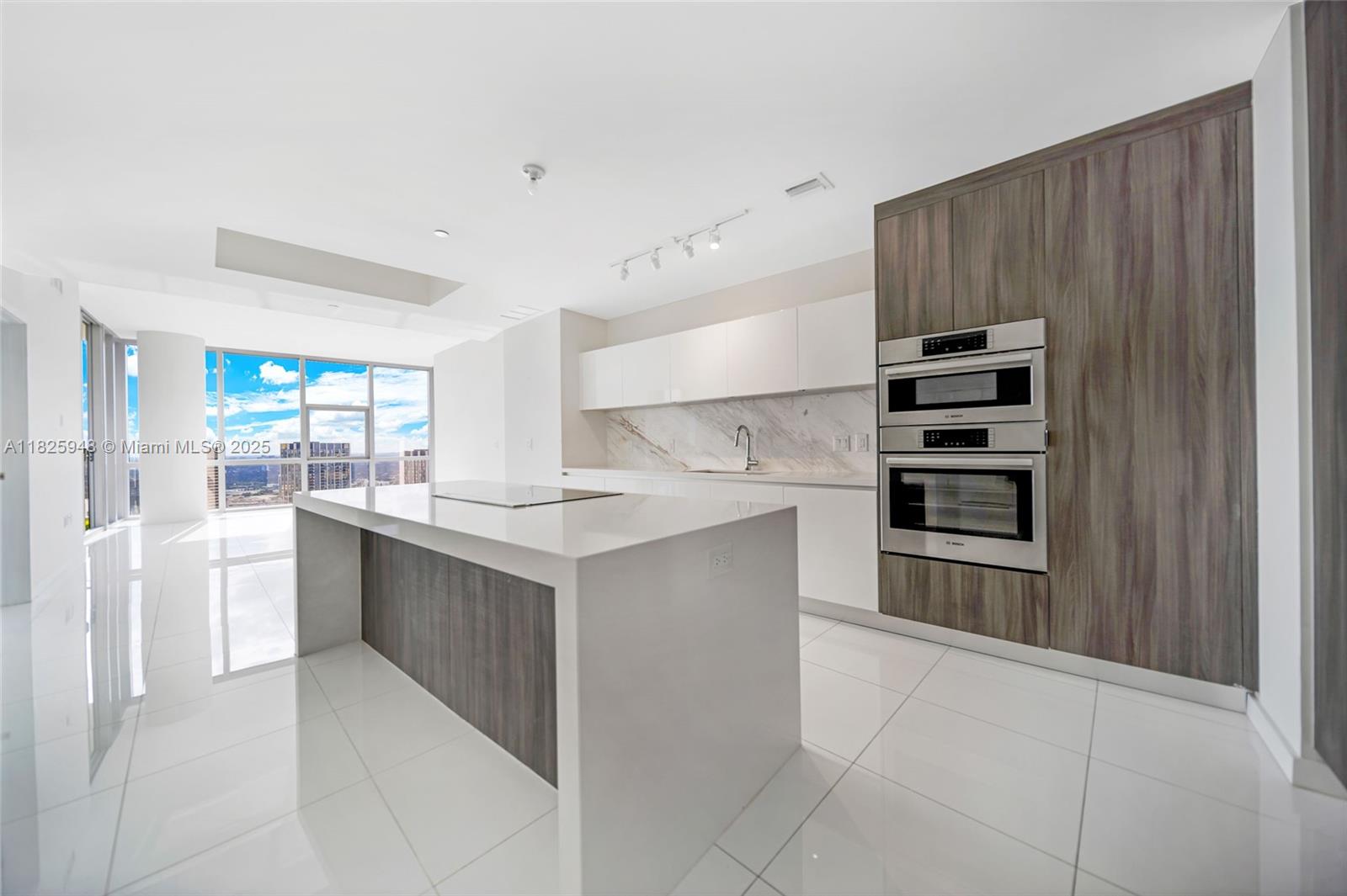 851 NE 1st Ave #4312, Miami FL 33132