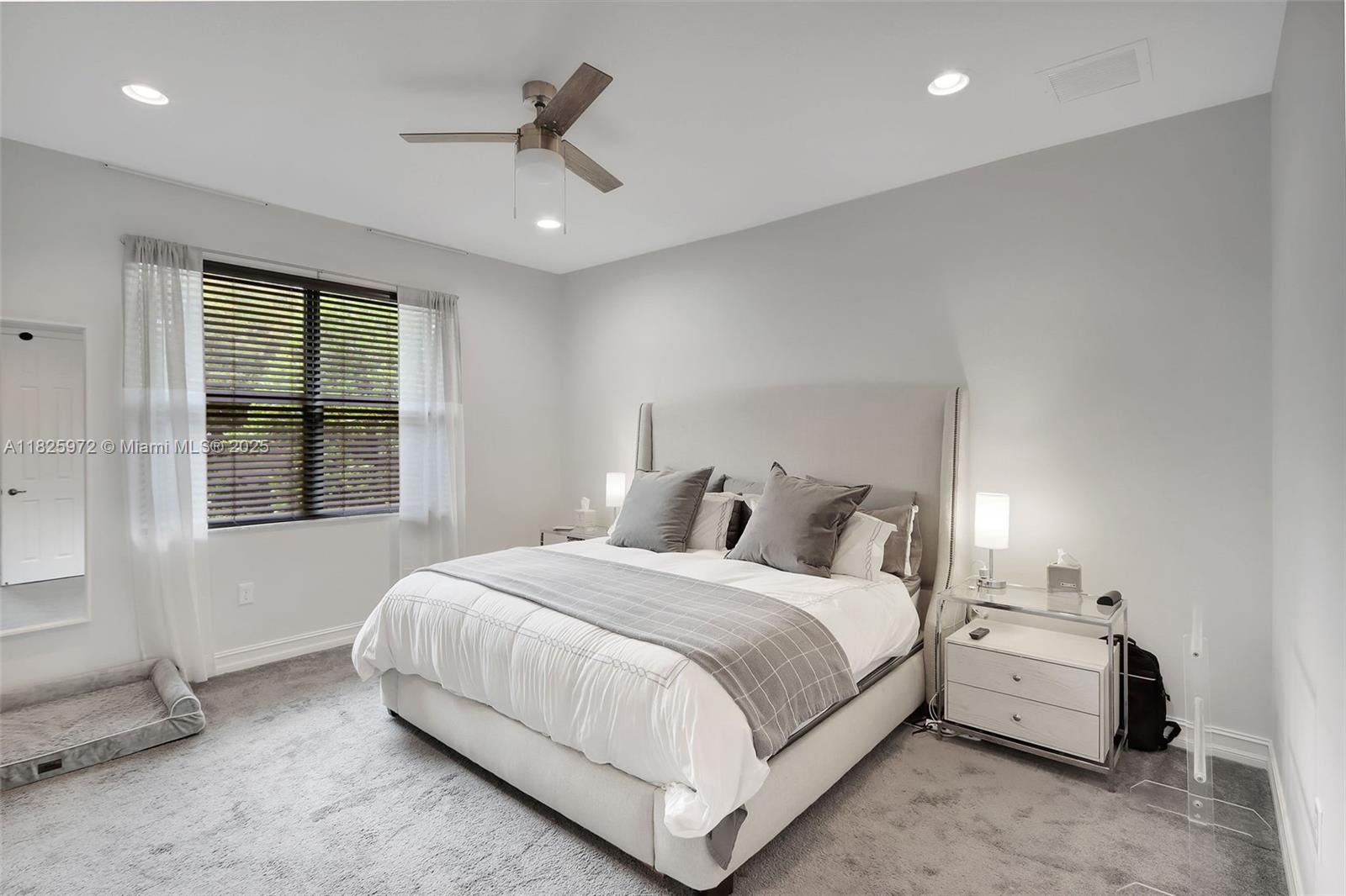 13679 Moss Agate Ave