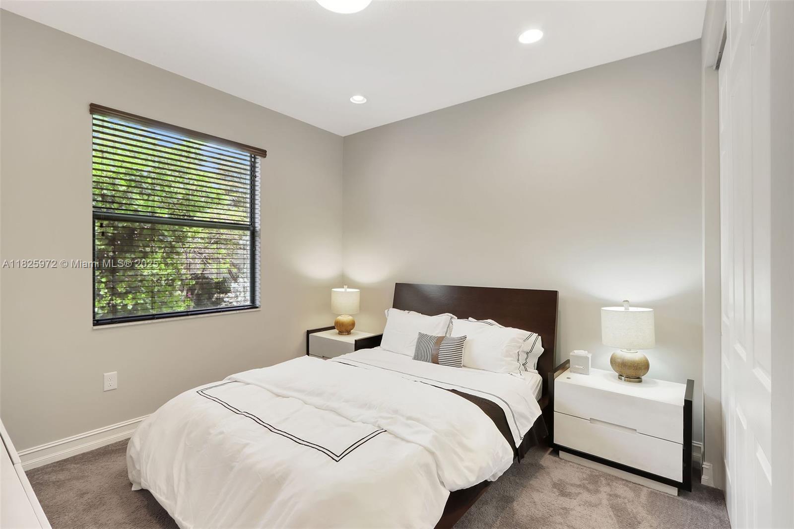 13679 Moss Agate Ave