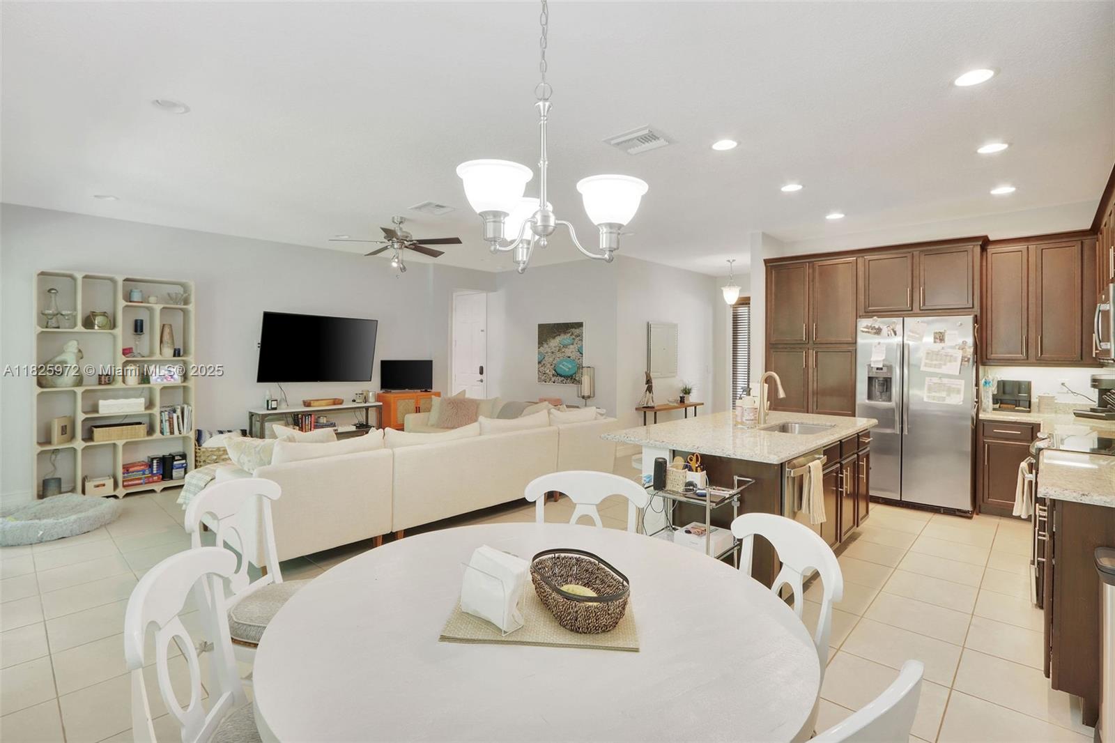 13679 Moss Agate Ave