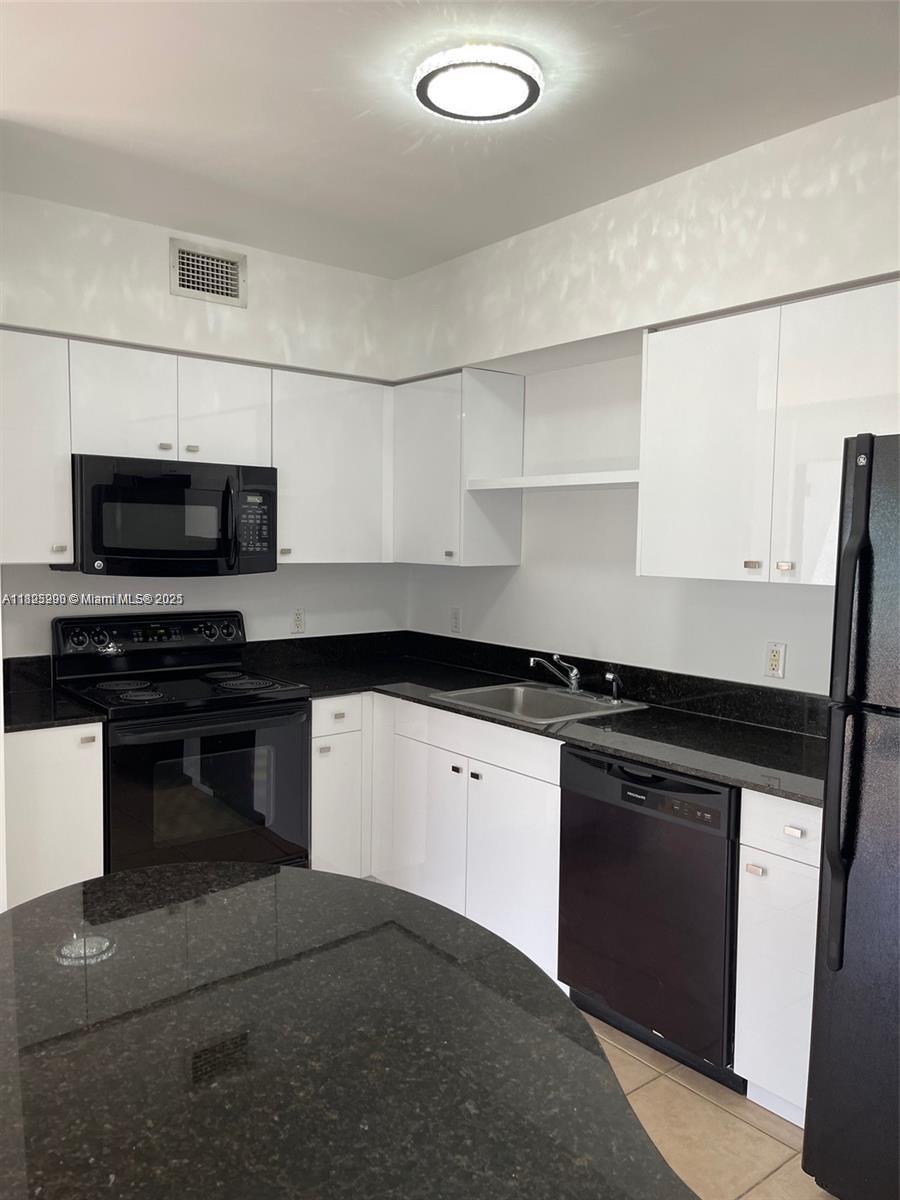 , Miami Beach FL 33139
