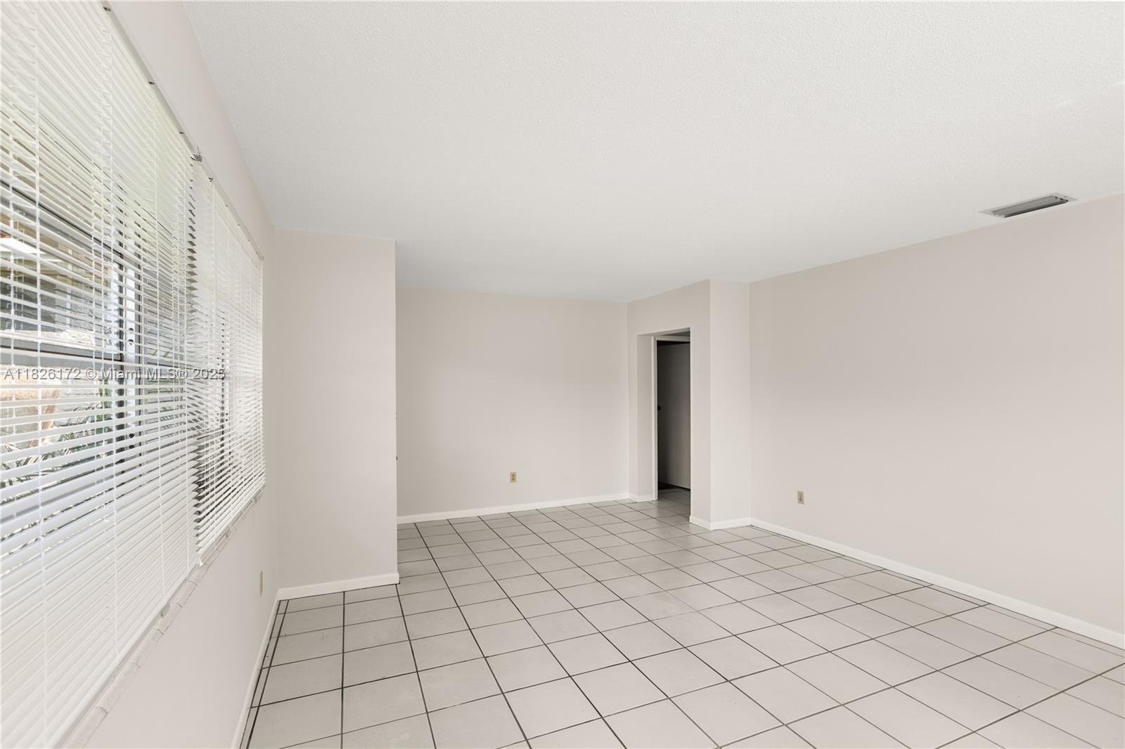 1242 Sevilla Ave, Coral Gables FL 33134