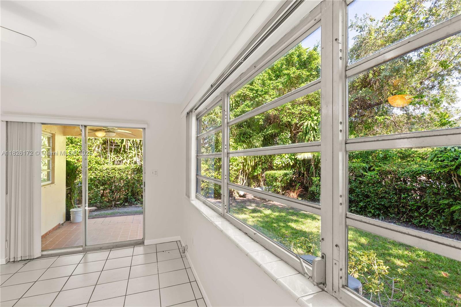 1242 Sevilla Ave, Coral Gables FL 33134