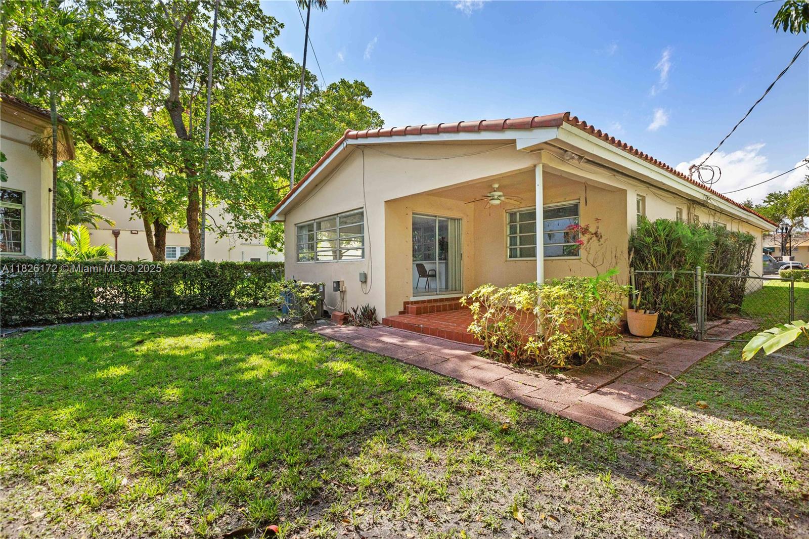 1242 Sevilla Ave, Coral Gables FL 33134